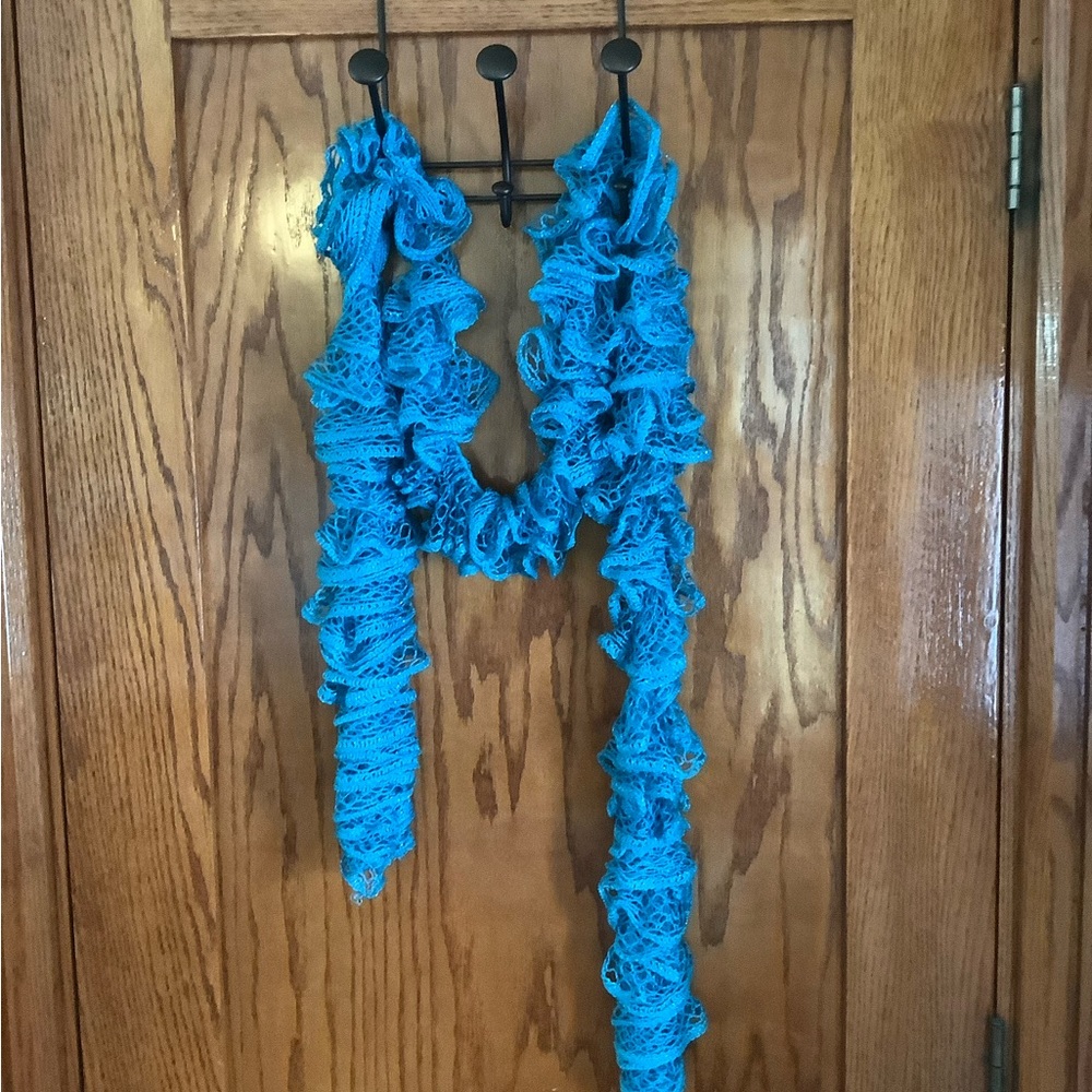 Blue Scarve
